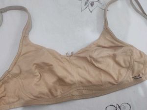 combo of branded bra (amante and kalyani)