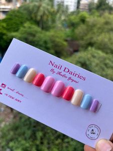 Pastel Press-On Nails