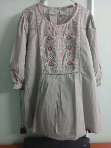 Elegant Embroidered Tunic