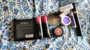 Makeup Set As Shown