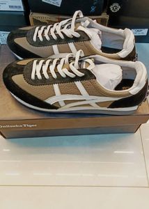 new with tags and box 📦