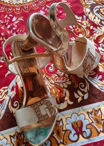 Golden 5 Inch Highheels