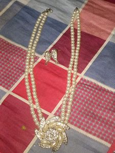 Pearl Necklace & Earring Set