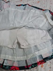 Floral Print Mini Skirt