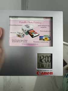 Canon Photo Frame And Canlender Clock