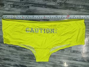 Short 💚free Size
