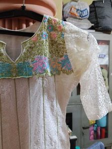 Embroidered White Kurti