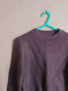 Cropped Long Sleeve Sweater