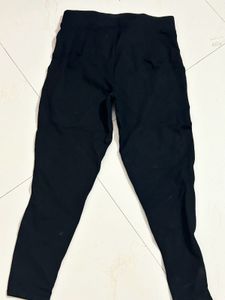 vero Moda Stylish Black Belted Trousers