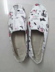 Printed Casual Shoes