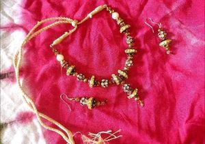 Traditional Necklace With Earing Set