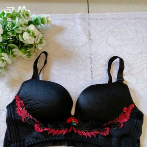 Stylish Black Bra
