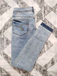 Jealous 21 Light Wash Denim Jeans