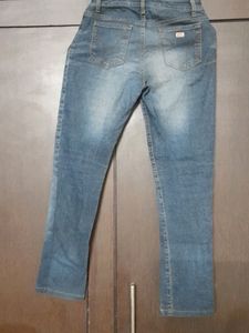 Guess Jeans - Size 28