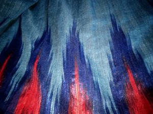 Blue Silk Saree With Attached Unsteched Blouse