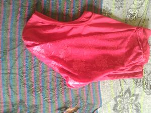 Slip-on Expandable  Red Blouse