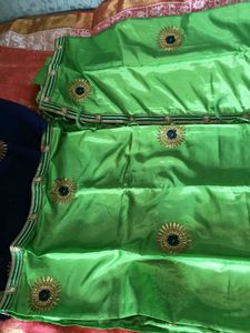 EmbroidarParrotGreen&amp;Blue LaceBorder PolySilk Sare