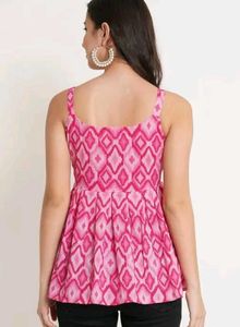 🩷Pink Printed Top🩷