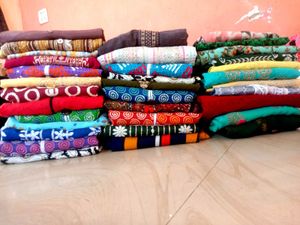 कोंबो 34 Pes Top Party Wear