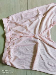 🎉Pink And Gold Color Leggings For Sale. Not Used?