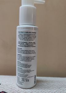 Honest Story Face Wash.