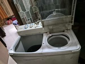 6.5 Lt Semi Automatic Samsung Washing Machine