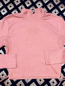Ribbed Mock Neck Top