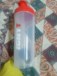 IGNYT Water Bottle