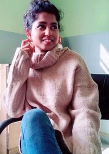 High&#39; Neck Woolen Top🤩