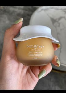 Dot & Key Vitamin C Sleep Mask