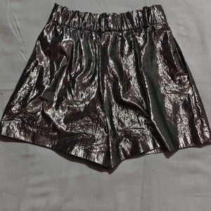 ZARA SHORTS FOR WOMEN