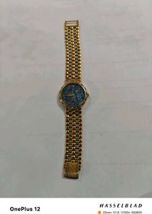 RARE Vintage Gold Rhodium Plated Watch (UNISEX)