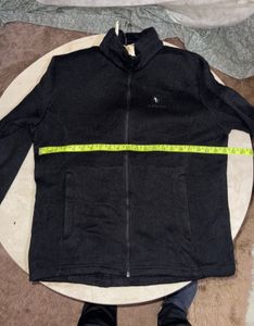 Men&#39;s Black Zip-Up Jacket
