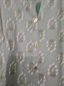 Avaasa Grey Kurti