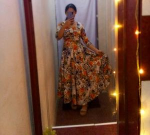 Beautiful Shiny✨✨ Soft  Floral Gown 🌹🌹