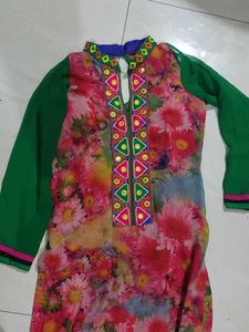 Floral Kurta Set with dupatta and pajami