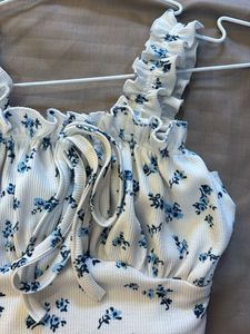 Floral Ruffle Crop Top