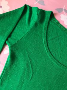 Green Long Sleeve Top