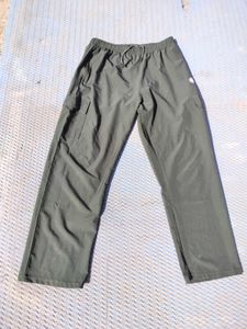 OLIVE GREEN LOWER