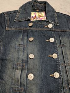 ✨Designer -style Double- Breasted denim jacket ✨