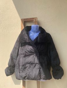 WF black padded jacket