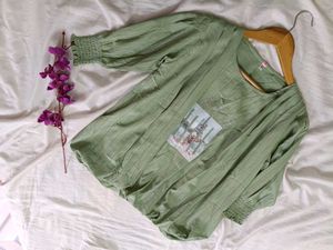 Womens top with puff sleeves Green &#39;Paris&#39; Print T