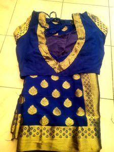 बनारसी शालु   With Buta Work