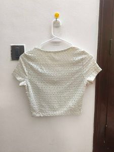 H&amp;M Dotted Crop Top