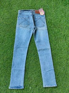 Light Wash Denim Jeans