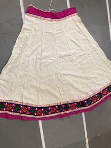 woman garba lenga