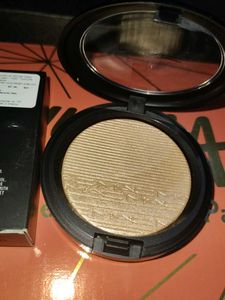 Mac Highlighter Whisper Of Gilt