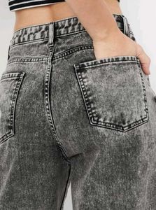 Heavy Washed Straight Fit Black Jean