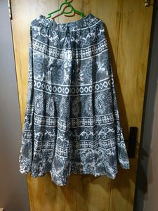 Black And White Long Skirt 33