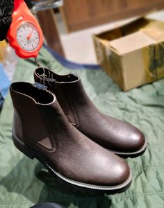 Stylish Brown Chelsea Boots